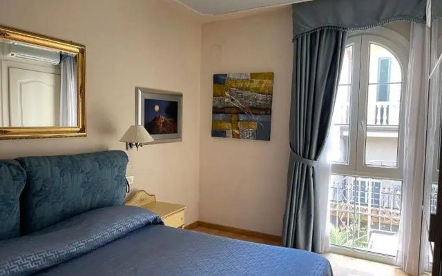 Stella Apartment