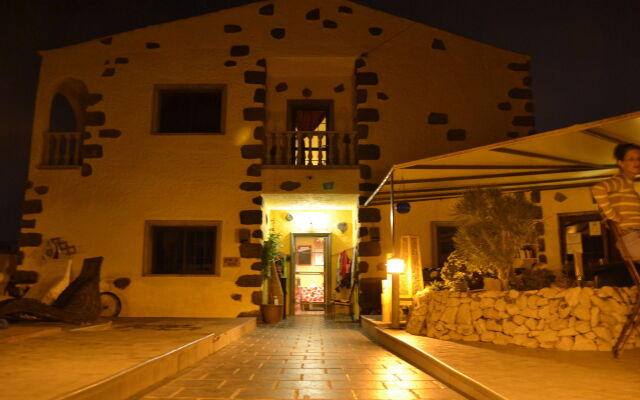 Los Amigos Hostel вид на фасад