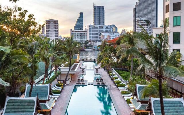 Отель The Peninsula Bangkok бассейн