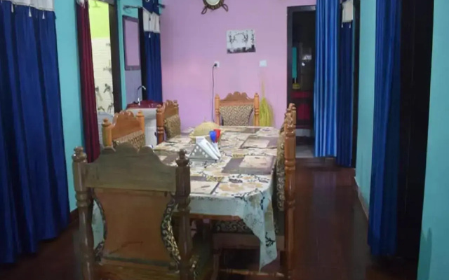 StayApart Mount Kailash Guest House
