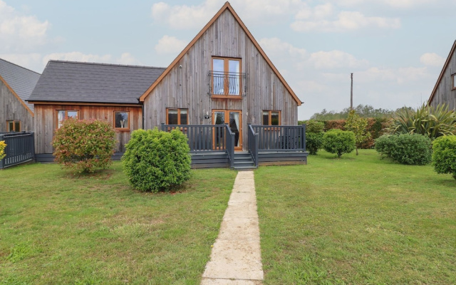 James Ville Marina Lodge 9