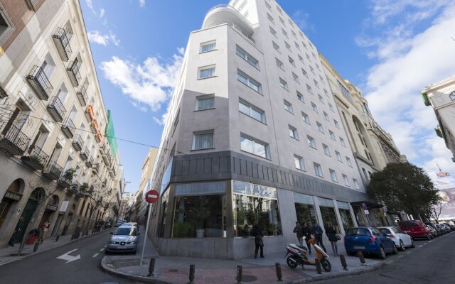 Отель Home Club Los Madrazo III Испания, Мадрид - отзывы, цены и фото номеров - забронировать отель Home Club Los Madrazo III онлайн вид на фасад