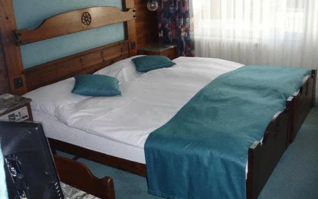 Hotel Rhone