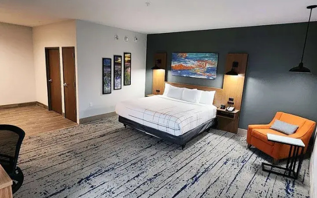 Execustay Amli South Shore