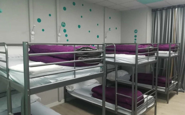 Albergue Augas Quentes - Hostel