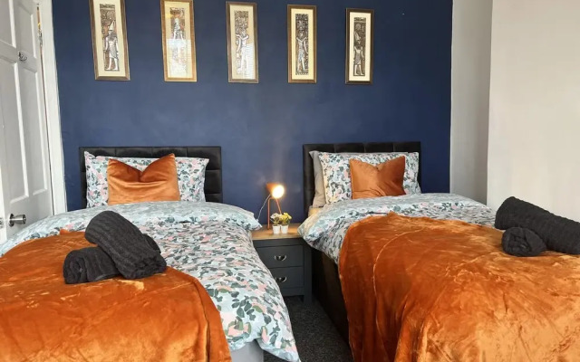 Captivating 2bed House in Southend Pet Friendly!