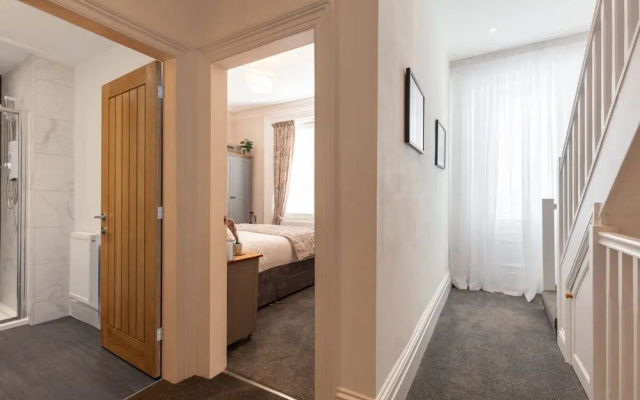 Host Stay North View