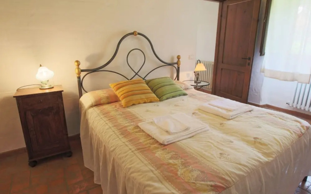 Farmhouse in Proceno With Panoramic Pool
