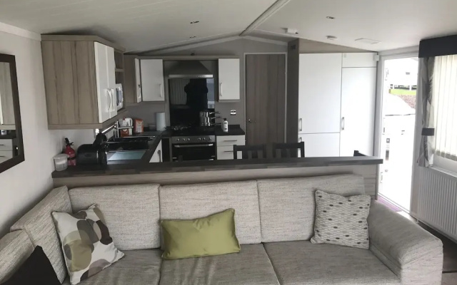 Craig Tara Deluxe Caravan Holidays