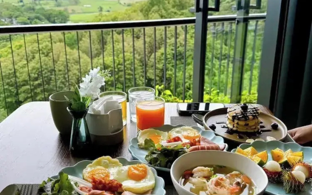 Kiri Rhom Khao Kho