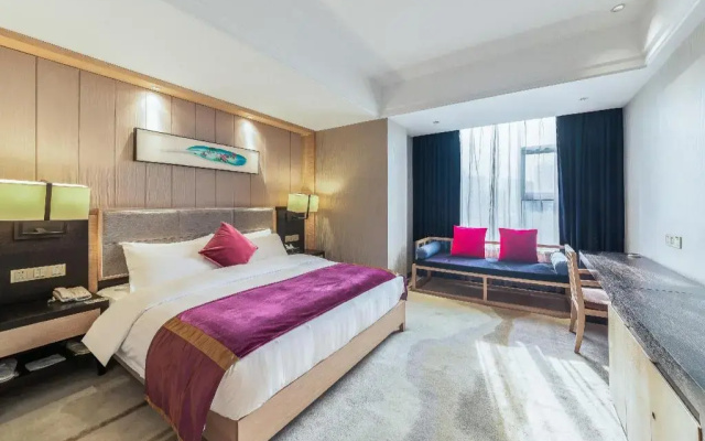 Rezen Kingtown Hotel (Chongqing Ranjiaba)