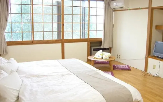 Lodge Fujinashi
