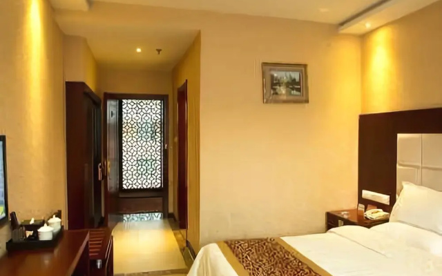 Yofo Hotel
