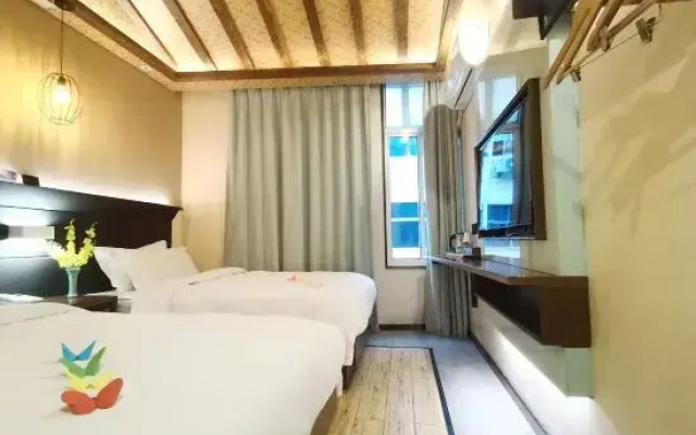 Yiju Hotel (Shanghai Expo Haiyang Road)
