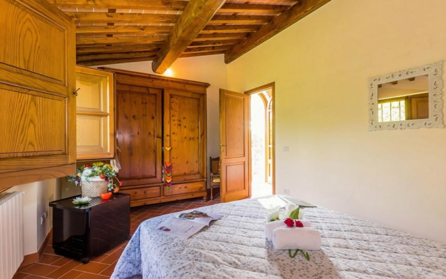 Villa Pallina With Pool