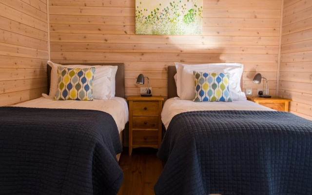 Moonrise Lodge - Curlew Lodge