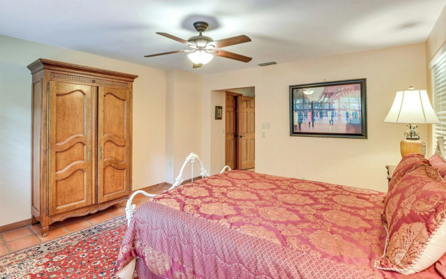 Little Lake George Hideaway w/ Furnished Boathouse