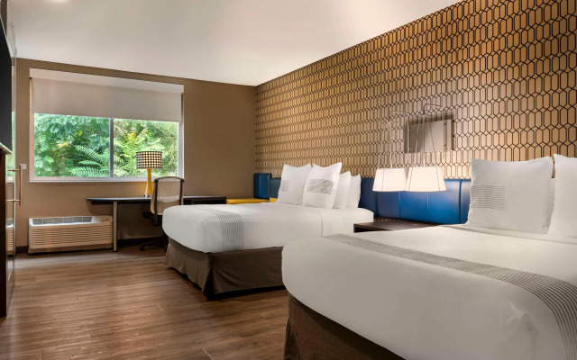 GLō Hotel Asheville-Blue Ridge Parkway
