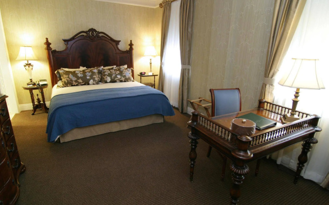Charley Creek Inn