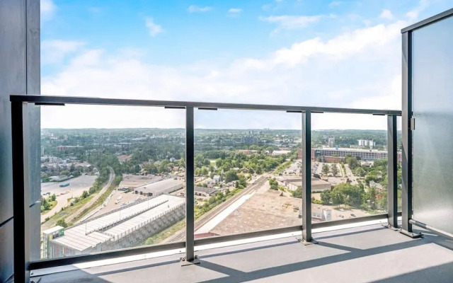 Modern High-rise 24th Floor Condo w Private Patio