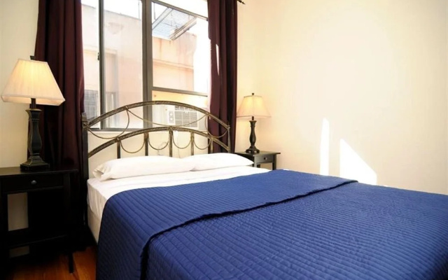 Brooklyn Deluxe Suite Apartments