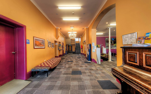 Blue Mountains Backpacker Hostel