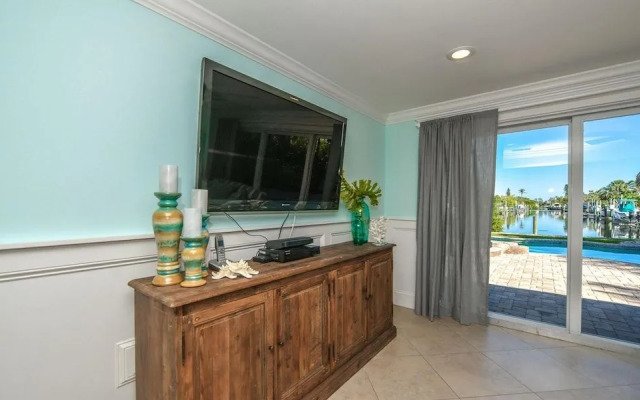 Tortuga Bay