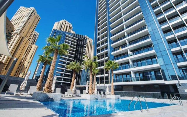 Gorgeous apartment with Marina view