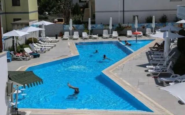 Hotel Lakaj 2