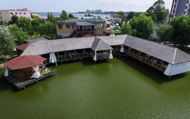 Vila Lac