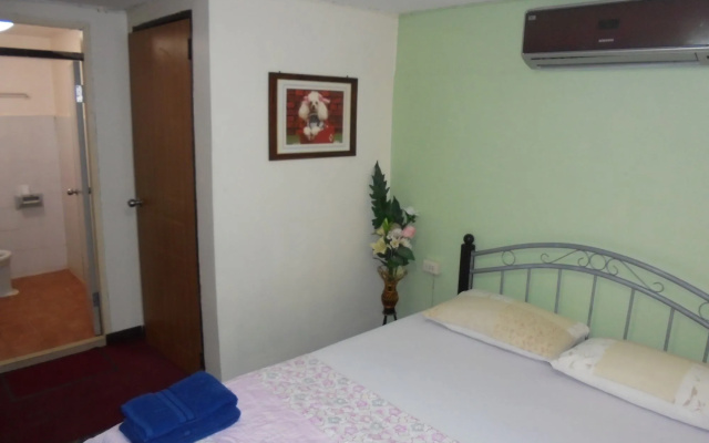 PS Guesthouse and Bar