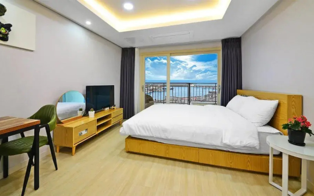Seogwipo Daepyeong Olleh Pension