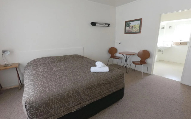 Castle Court Motel