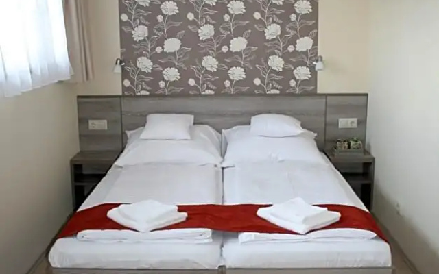 Piroska Csárda és Panzió