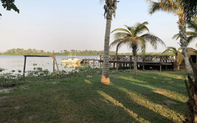 Kwanza Lodge
