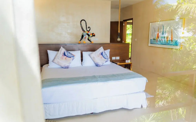 Casa Playa Maya