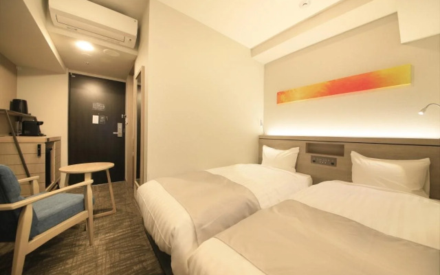 S-Peria Inn Osaka Hommachi