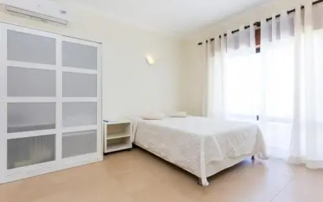 Carol's Beco Apartments by Seewest