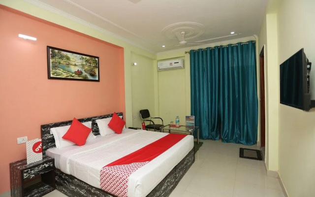 OYO 24502 Yp Hospitality