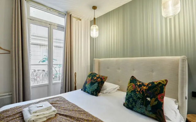 Charming new Flat in the Centre of Paris