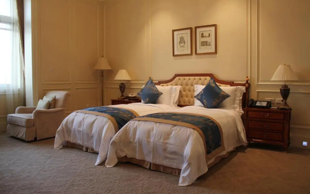 Shanghai Greentown Rose Garden Resort