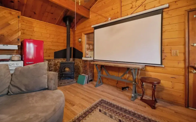 Charming Mountain Getaway