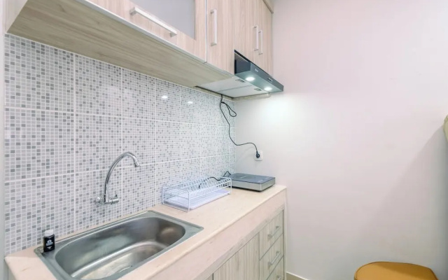 Modern Look And Comfortable Studio Evenciio Margonda Apartment
