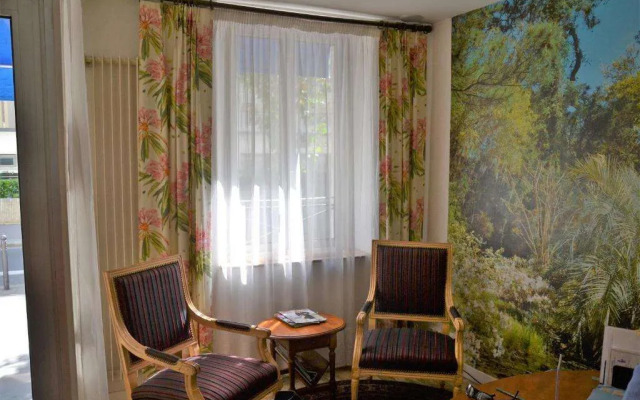 Hotel Le Clos d'Alesia