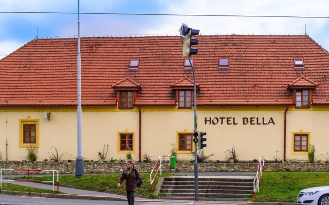 Hotel Bella