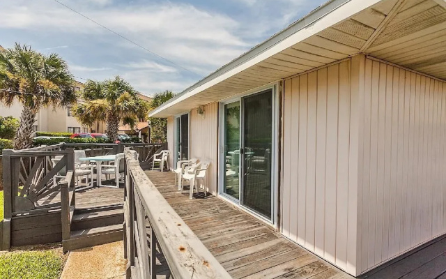 Sea Urchin 39 by Distinctive Beach Rentals