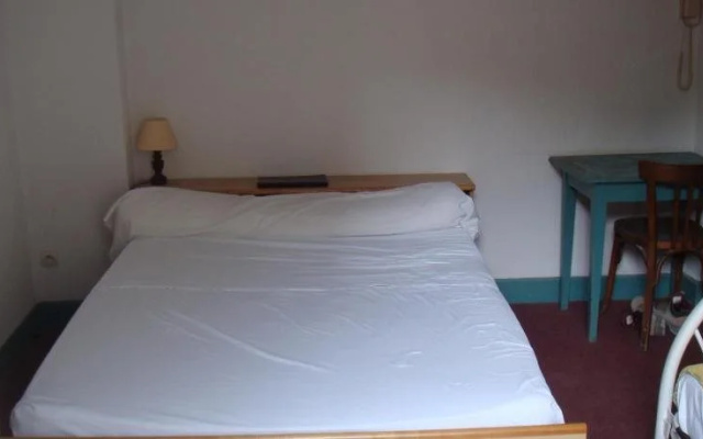 Au Relais dAuron