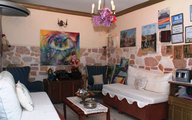 Nuans Hotel