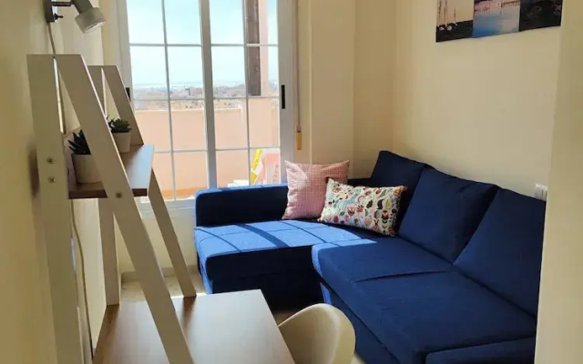 Charming Three Bedrooms Apartment With Seaview