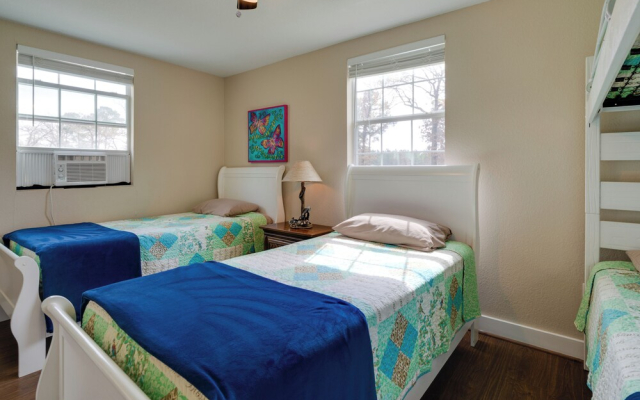 Tranquil Plantersville Cabin: Farm Animals On-site